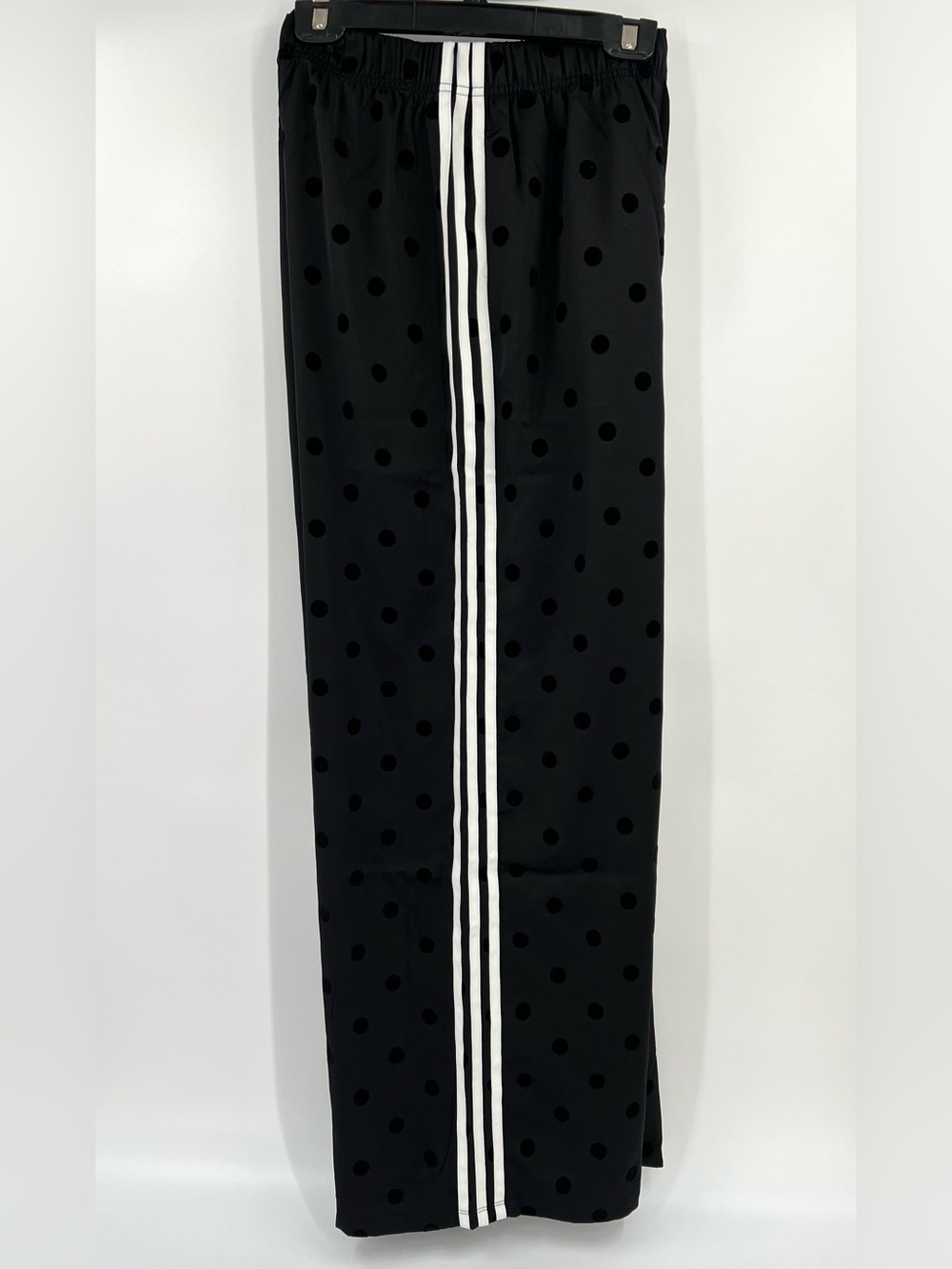 Adidas Originals Women’s BLACK SATIN POLKA DOTS WIDE LEG PANT - Picture 2 of 6